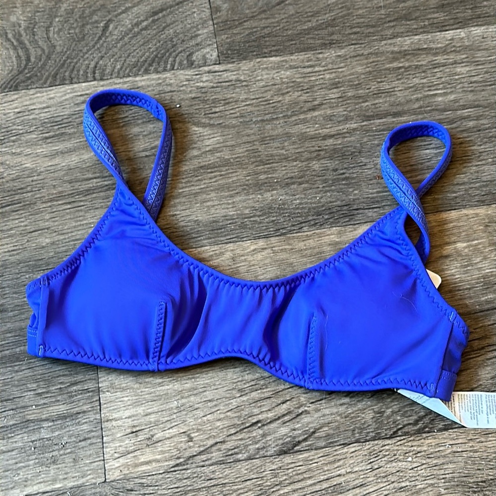 Fabletics swim top. Size XS